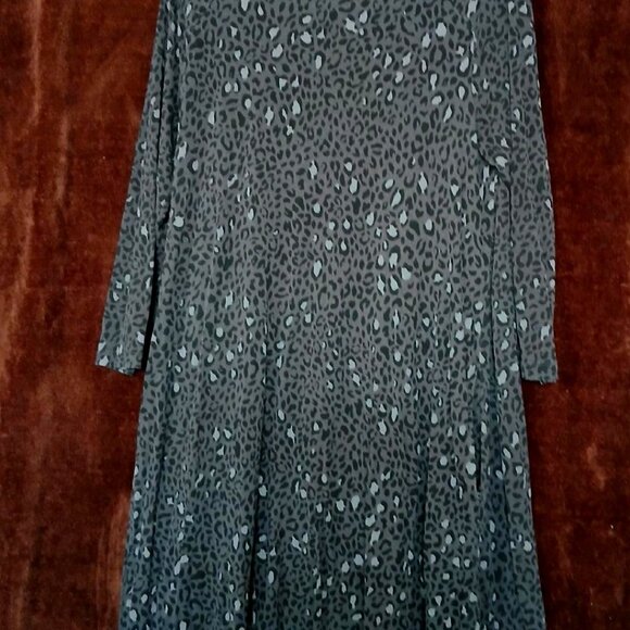 Time and Tru black and gray animal print dress - Picture 1 of 5